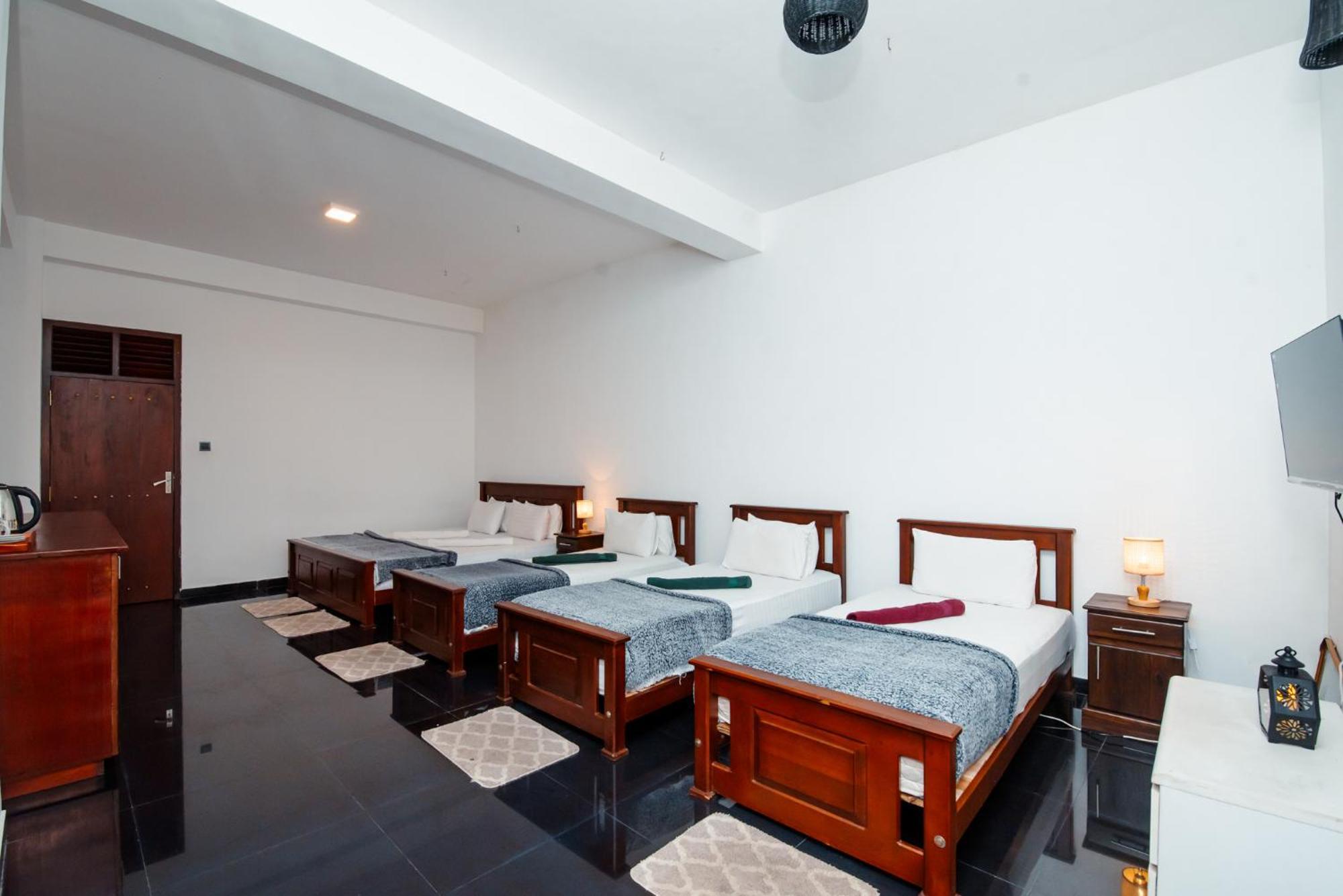 Adams Peak Inn Nallathanniya Zewnętrze zdjęcie