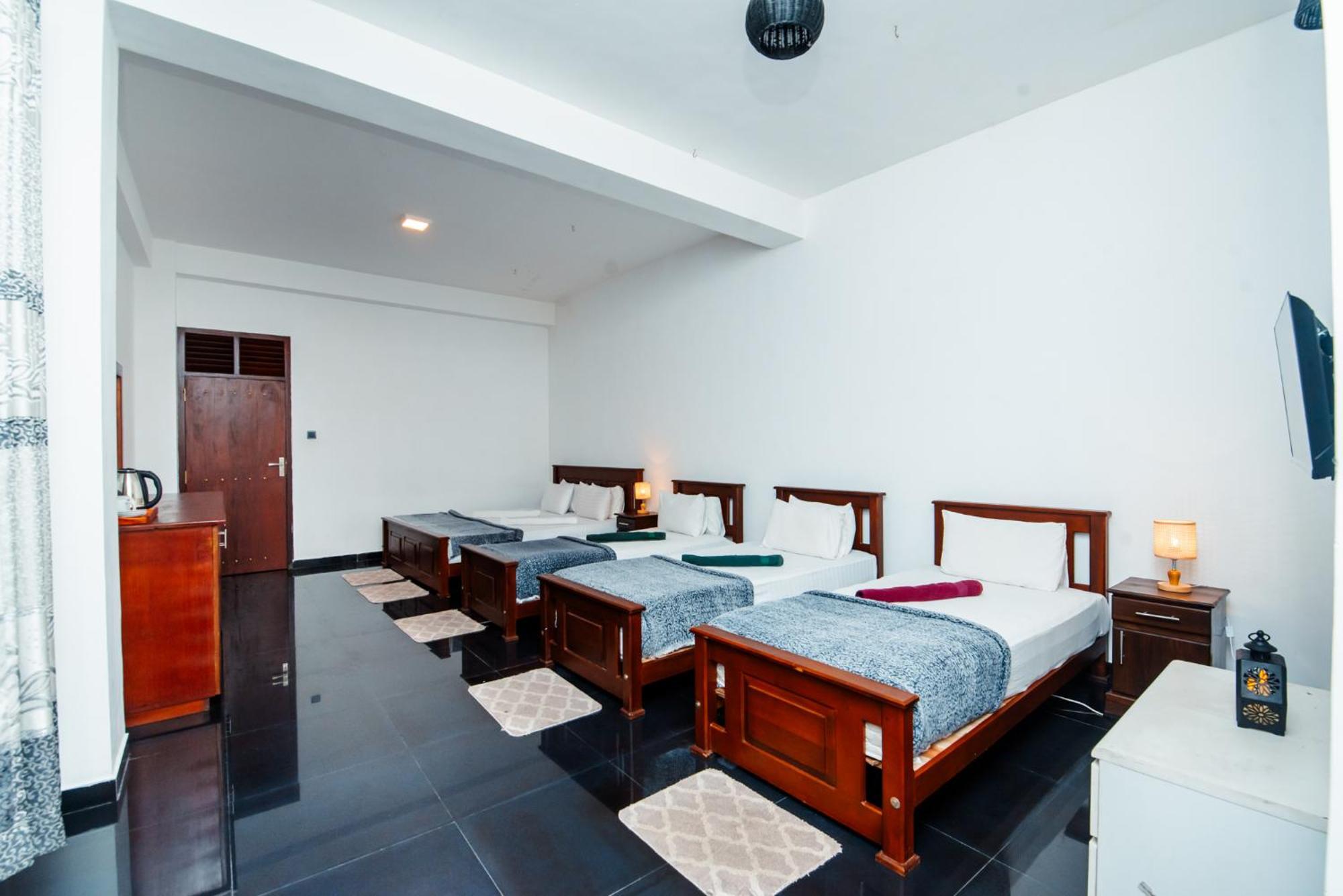 Adams Peak Inn Nallathanniya Zewnętrze zdjęcie