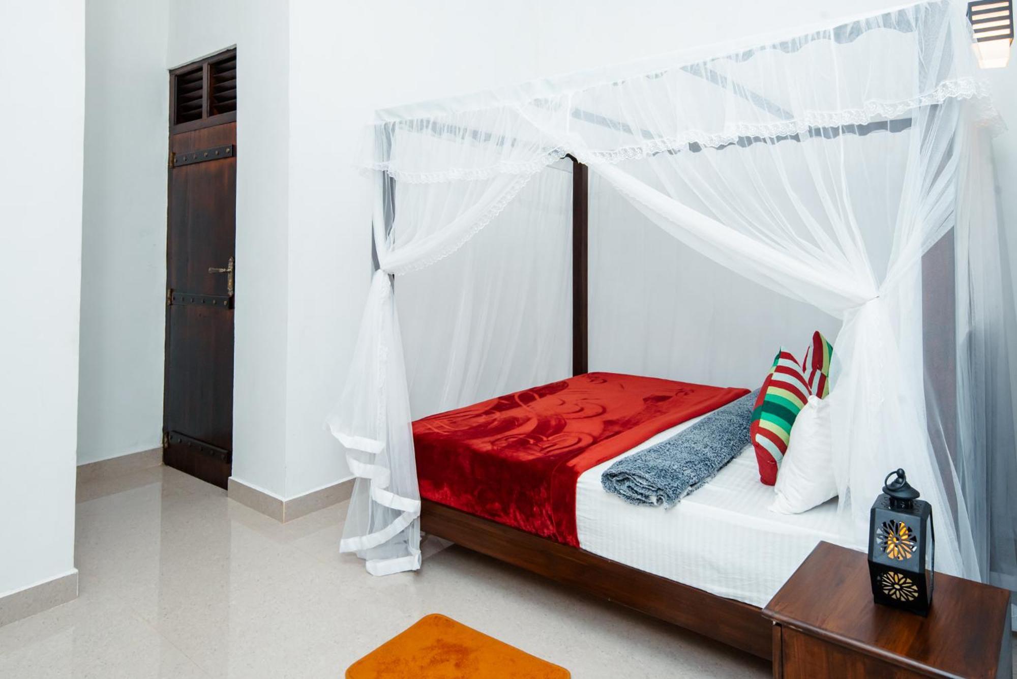 Adams Peak Inn Nallathanniya Zewnętrze zdjęcie